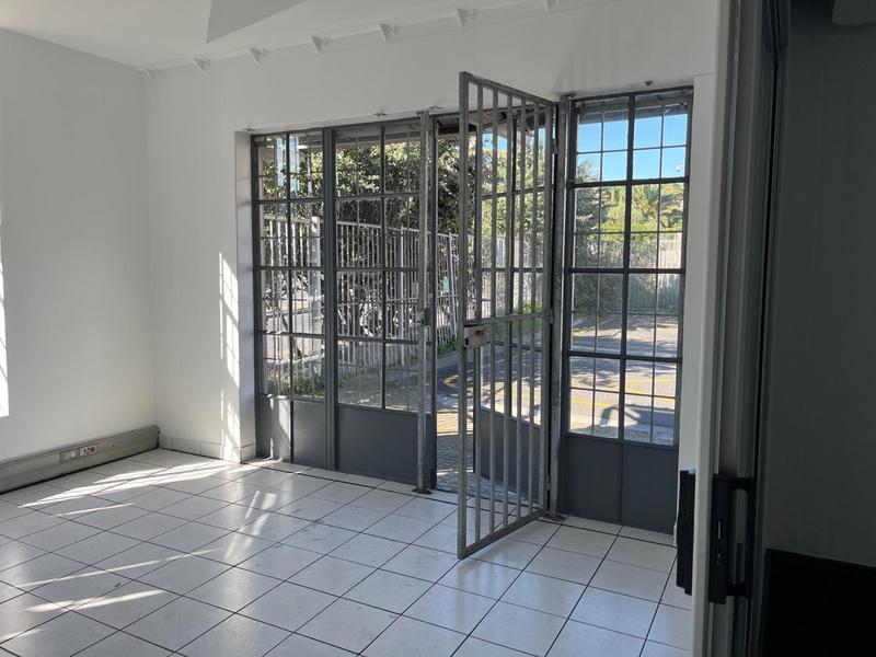 To Let Commercial Property for Rent in Paarden Eiland Western Cape